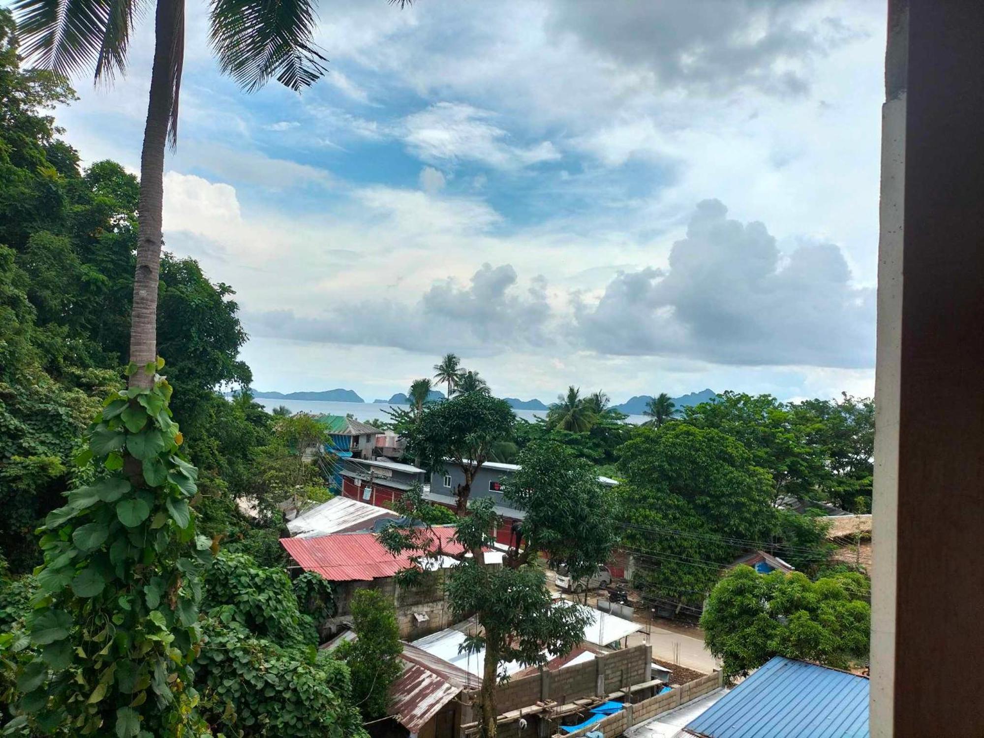 Brenmariel Tourist Inn El Nido Exterior photo