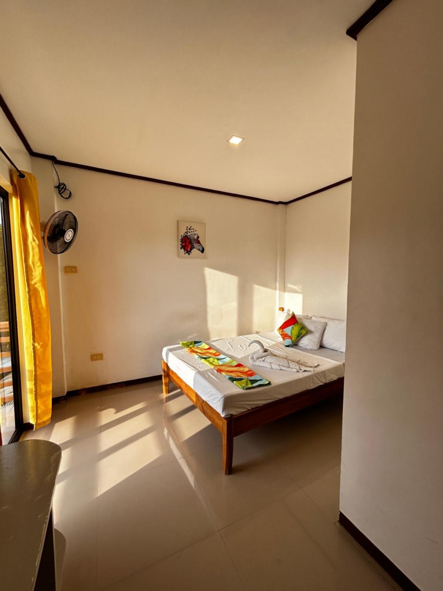 Brenmariel Tourist Inn El Nido Exterior photo
