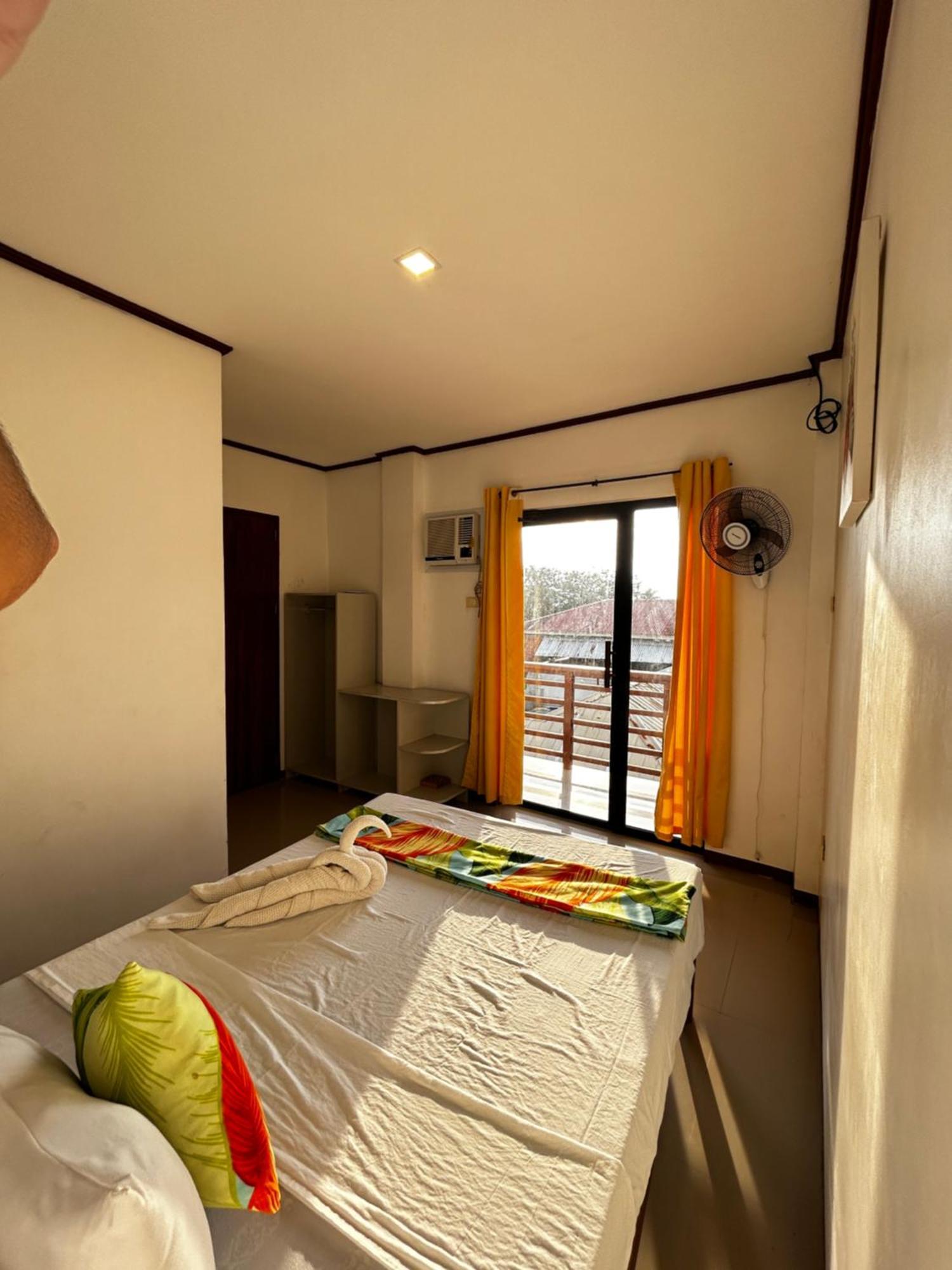 Brenmariel Tourist Inn El Nido Exterior photo